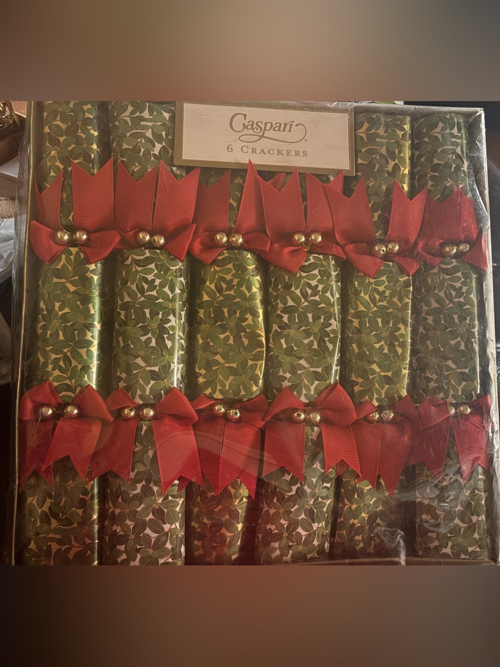 Caspari 6 crackers floral with red bows